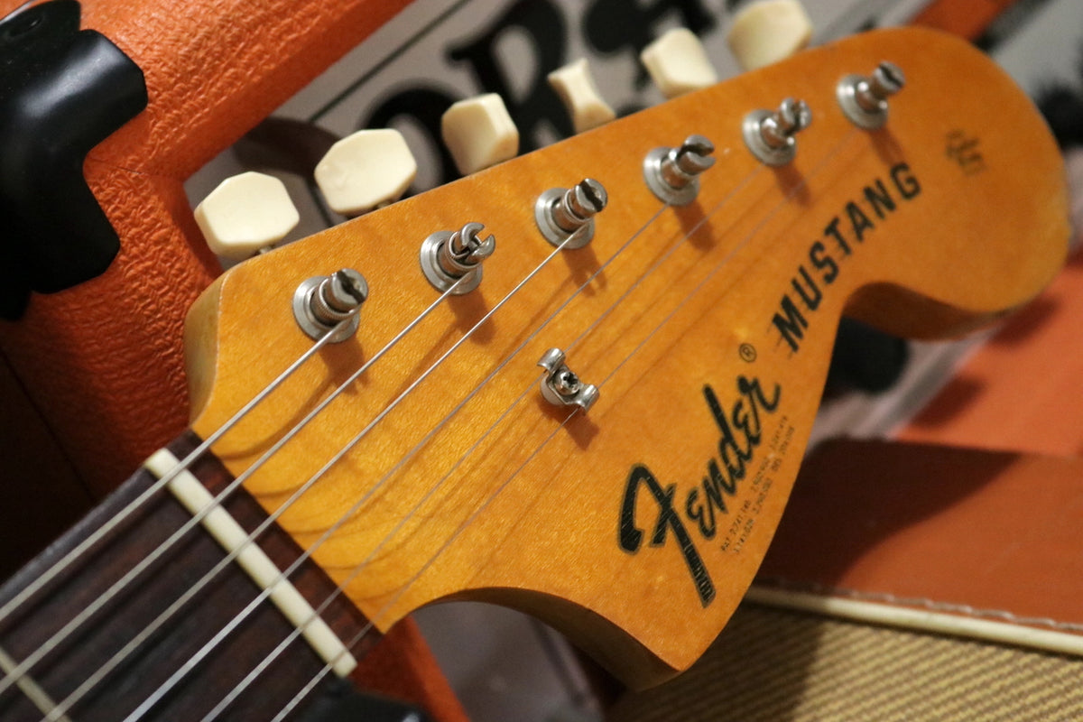 Fender Mustang 1972 Competition Burgundy