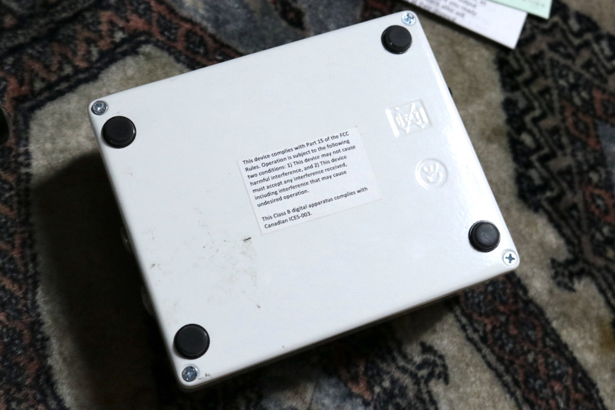 Electro-Harmonix Battalion Bass Preamp & DI
