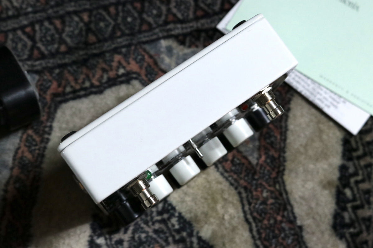 Electro-Harmonix Battalion Bass Preamp & DI