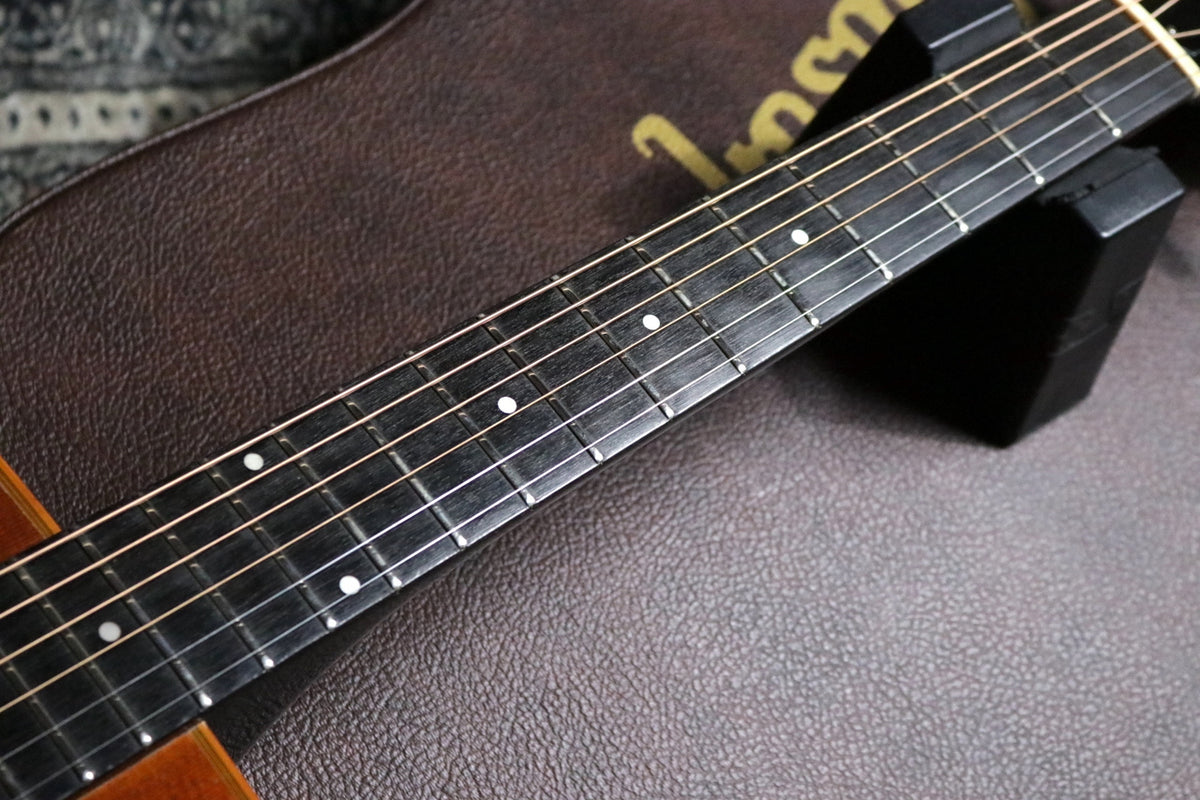 GUILD D-50NT 1981