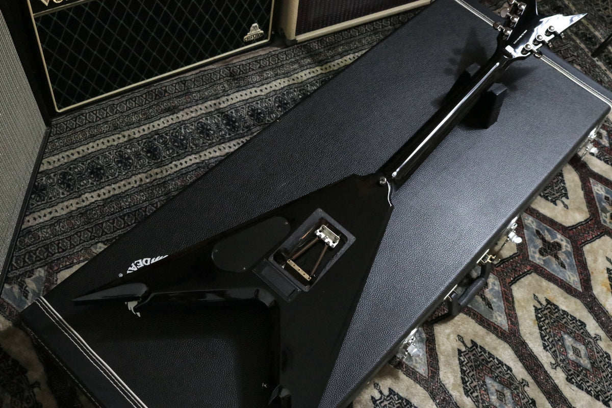 DEAN Razorback V 255 Classic Black with Yellow Bevels 2007