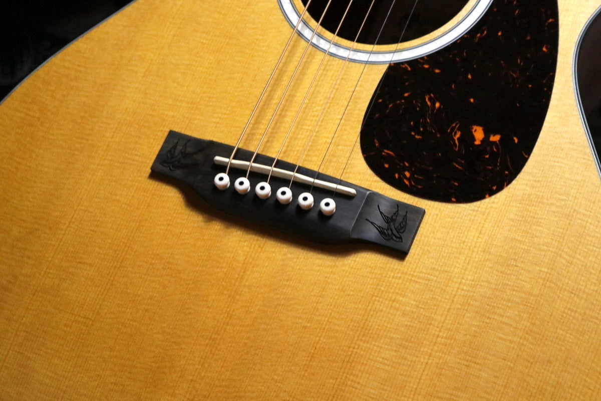 Martin 000Jr-10E Shawn Mendes 2023