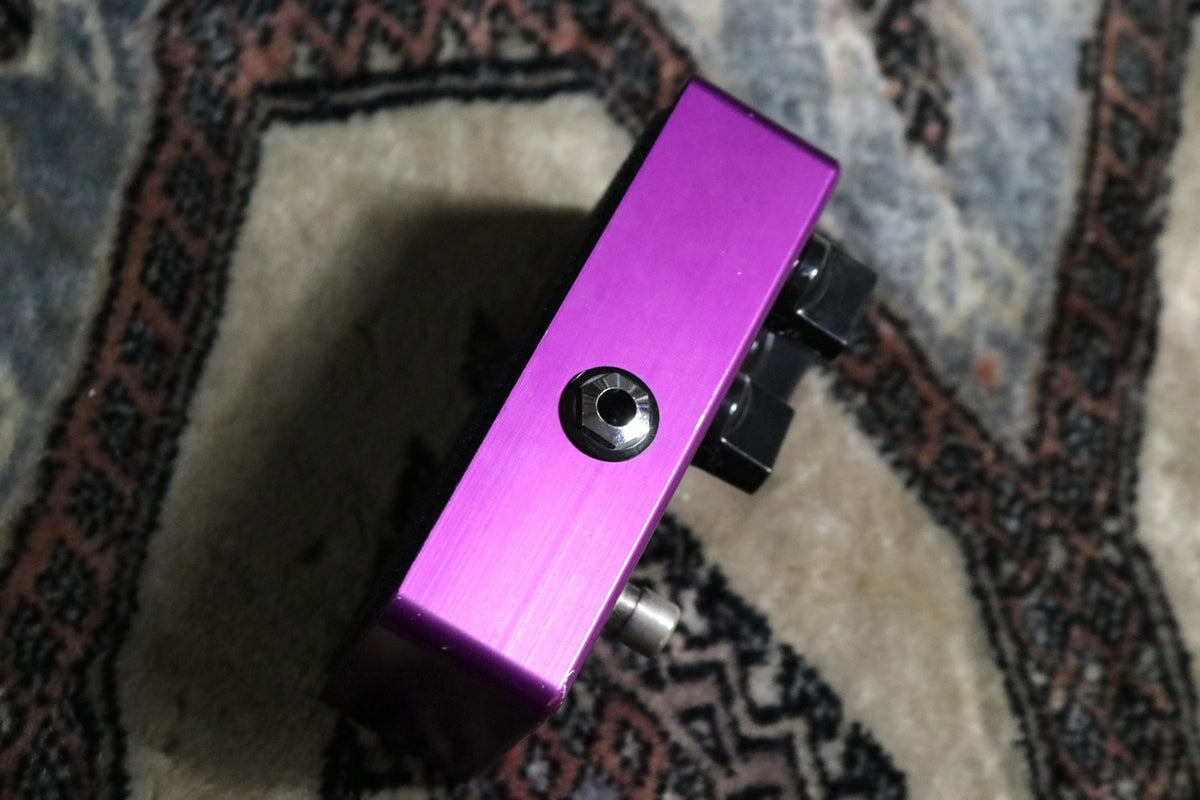 Suhr Riot