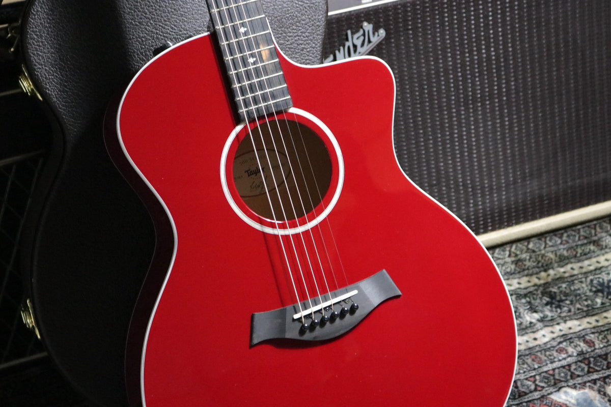 Taylor [Trial video included] 214ce DLX RED ES2 Gold Hardware [Taylor authorized repair man]