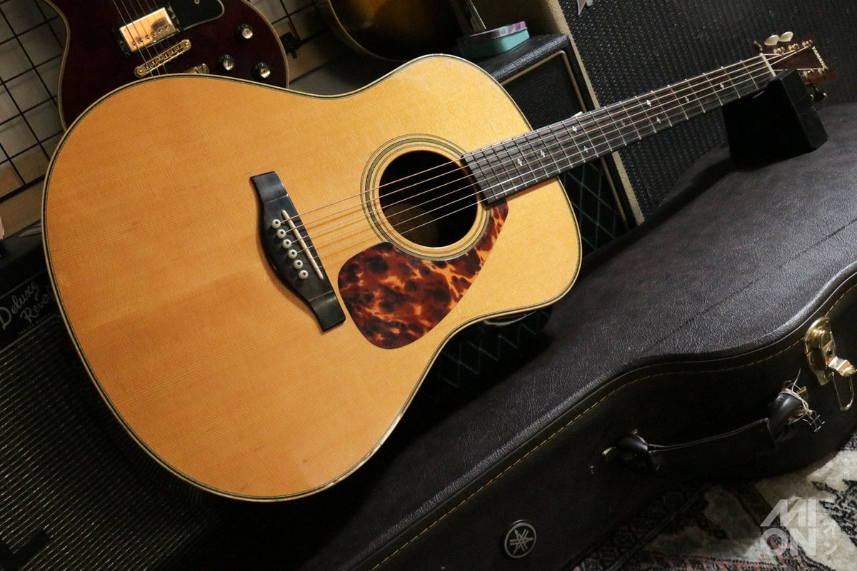 YAMAHA LL26 2004