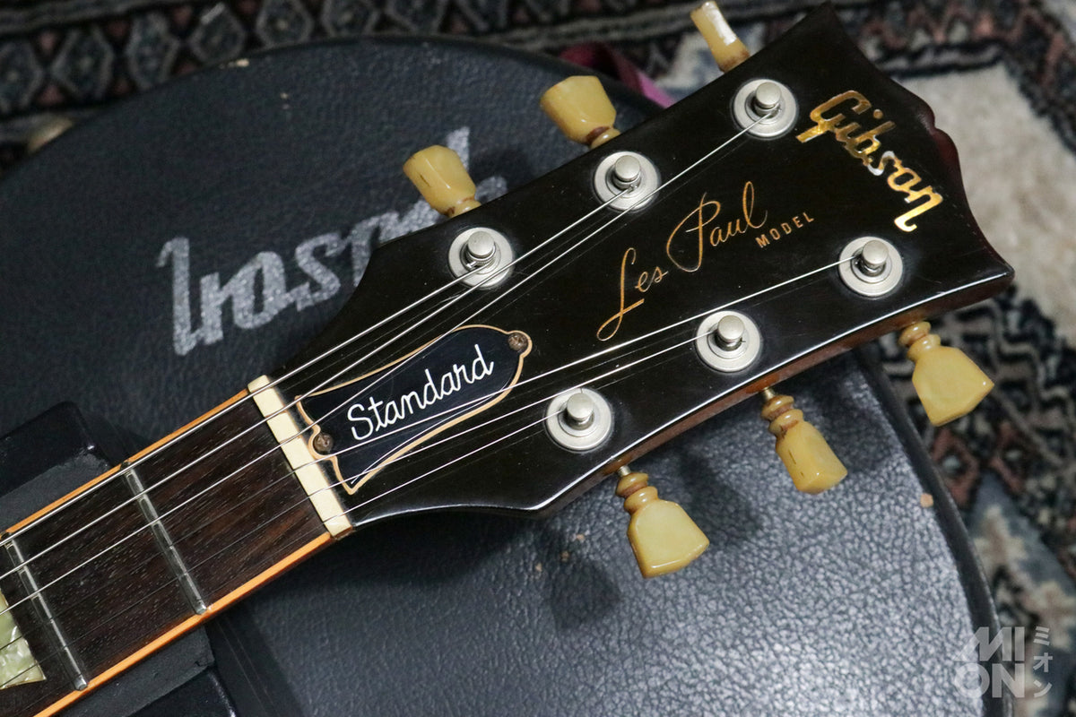 Gibson Les Paul Deluxe 1976 w/ Patent No. Humbucker Pickups