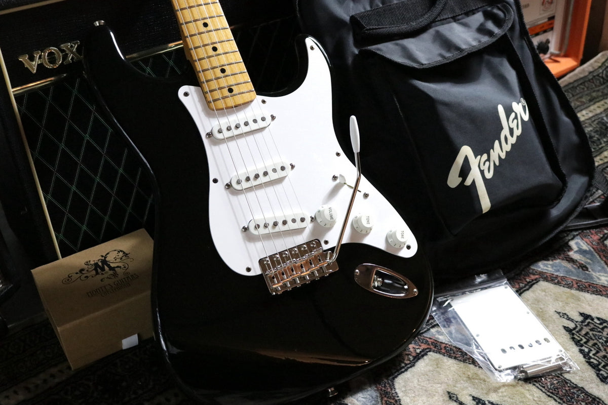Fender Japan Stratocaster Black w/ Monty's Guitars '54 Stratocaster Pickups Set