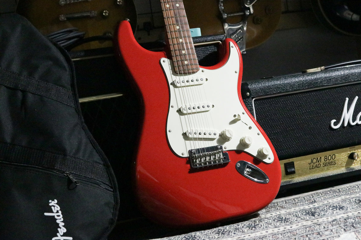 Fender Player Stratocaster Sonic Red 2018